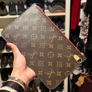 Authentic Louis Vuitton Monogram Neverfull wristlet